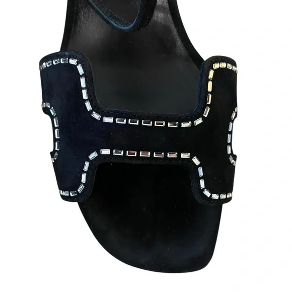 Elegant Black Strappy Heels - Picture 13 of 16